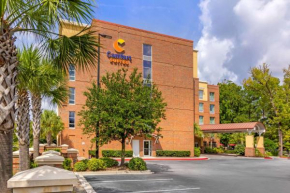 Отель Comfort Suites Charleston West Ashley  Чарльстон